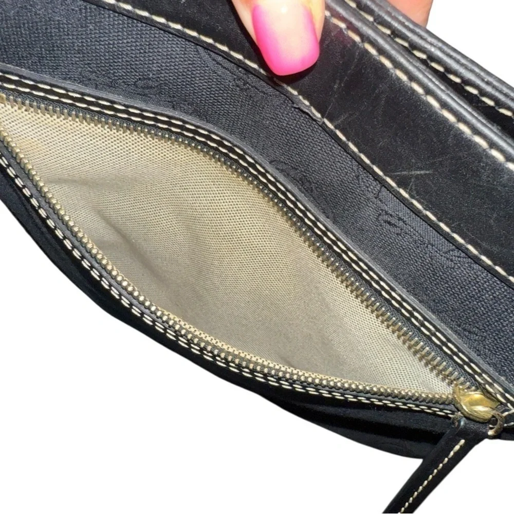 Dooney & Bourke East/West Shoulder Bag Signature Jacquard Canvas Black +Extras